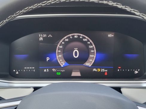 New 2026 Volkswagen Taos SE AWD/4WD image 14