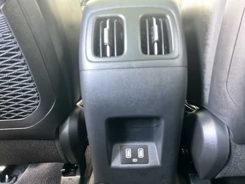 Used 2024 Hyundai Tucson Limited AWD/4WD image 23