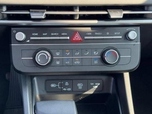Used 2026 Hyundai Tucson SE FWD image 17