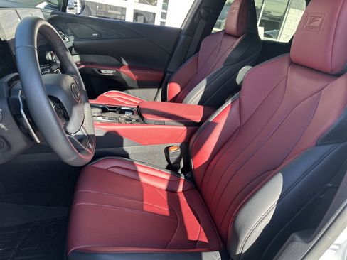 Used 2024 Lexus RX 350 F Sport image 11