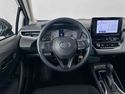 Used 2024 Toyota Corolla LE image 21