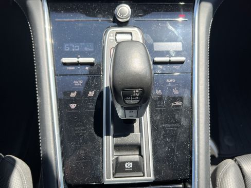 Used 2022 Porsche Panamera Turbo S AWD/4WD image 29