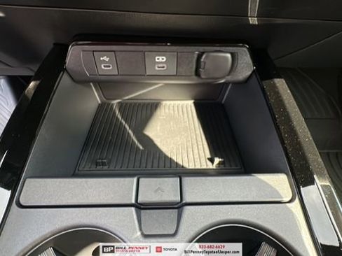 New 2026 Toyota Prius XLE FWD image 20