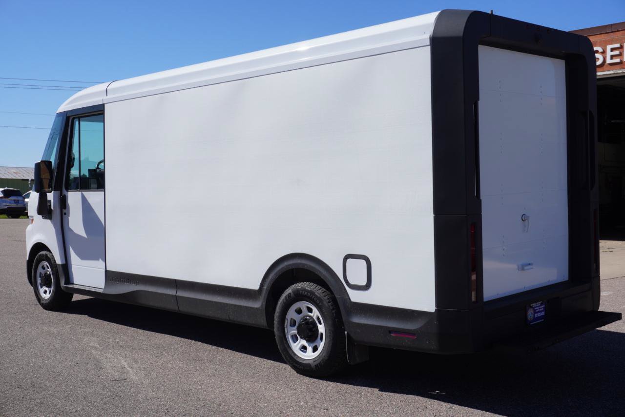 Used 2025 Chevrolet Brightdrop 600 AWD/4WD image 3