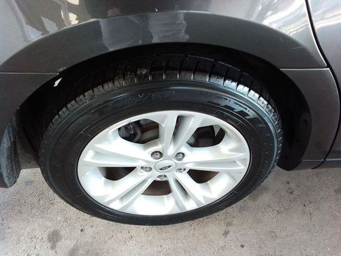 Used 2018 Ford Taurus SE FWD image 26