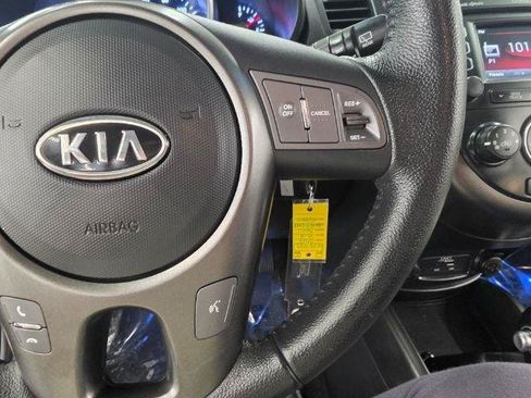 Used 2012 Kia Soul + w/ Audio Pkg FWD image 18