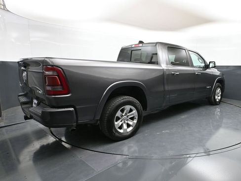 Used 2022 RAM 1500 Laramie AWD/4WD image 3
