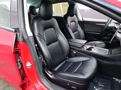 Used 2022 Tesla Model 3 Performance image 13