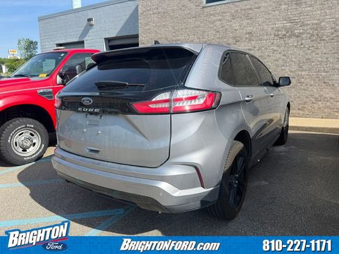 Certified 2024 Ford Edge ST-Line AWD/4WD image 5