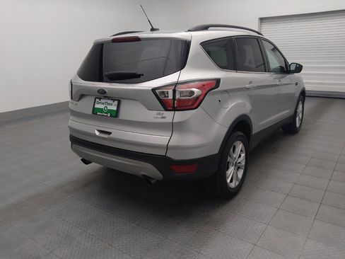 Used 2018 Ford Escape SE image 9