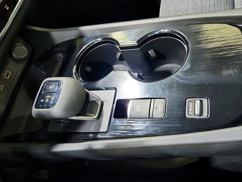 Certified 2023 Nissan Rogue SV image 16