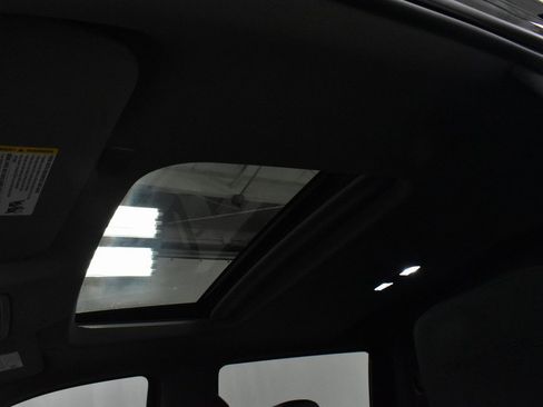 Used 2022 GMC Sierra 1500 Denali w/ Denali Reserve Package image 19