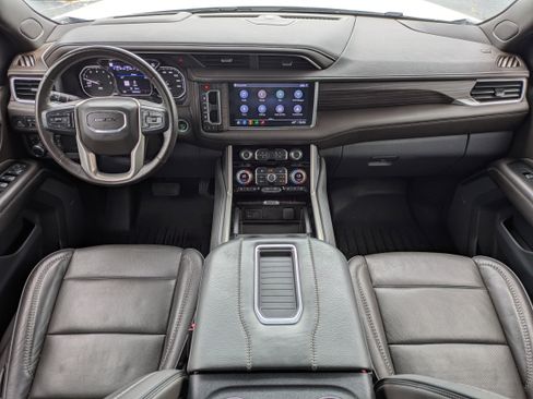 Certified 2021 GMC Yukon Denali w/ Denali Premium Package AWD/4WD image 14
