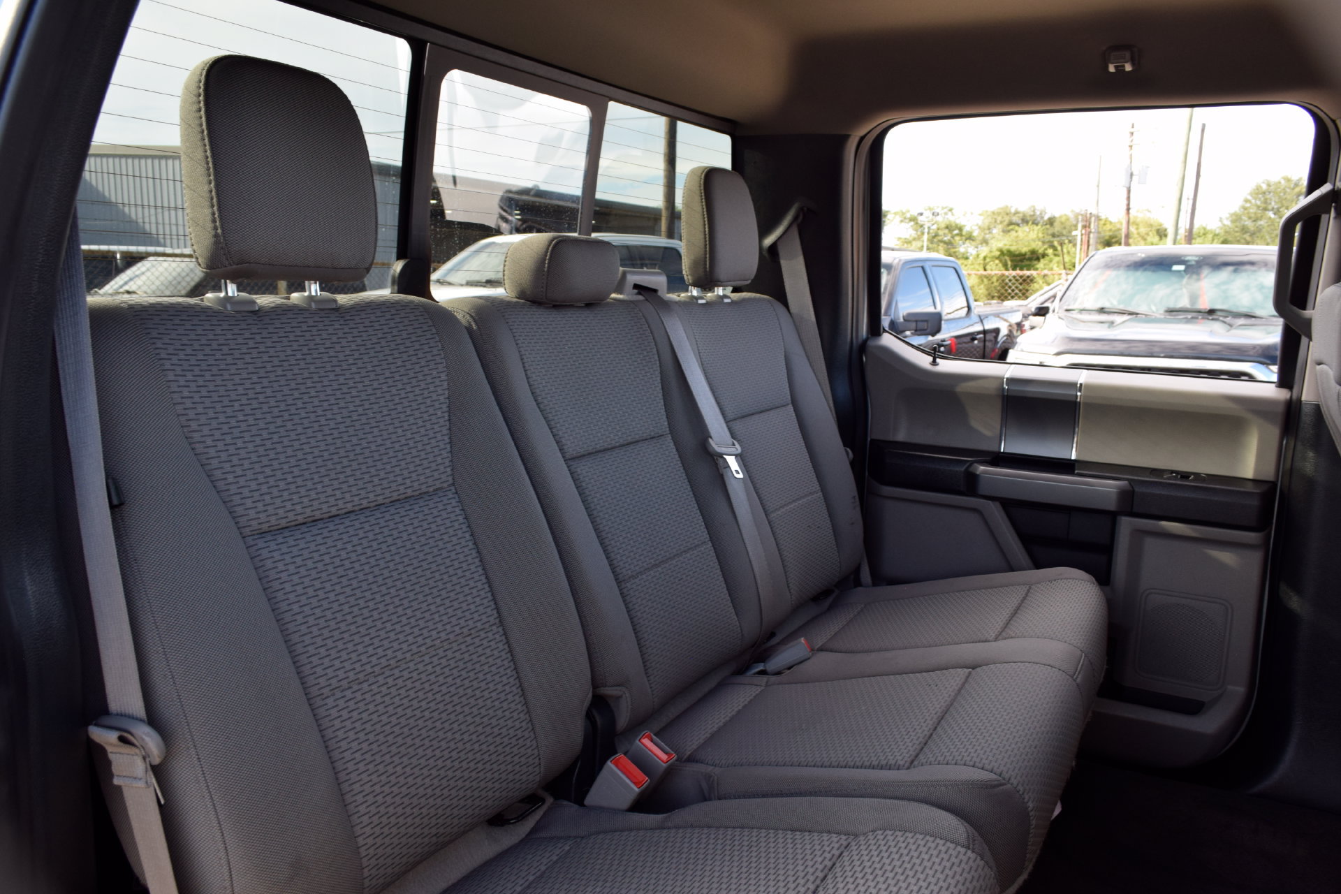 Used 2020 Ford F150 XLT w/ Equipment Group 302A Luxury AWD/4WD image 21