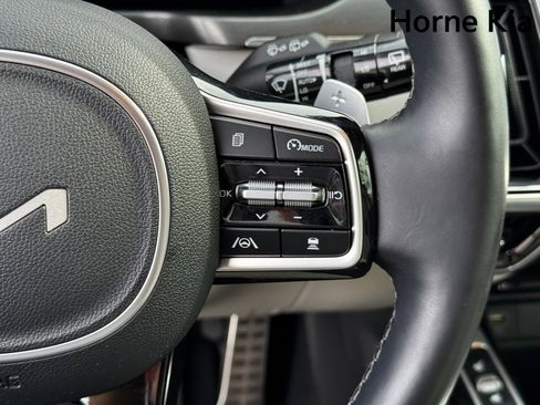 Certified 2023 Kia Sorento SX Prestige image 18