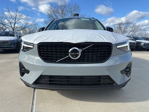 New 2026 Volvo XC40 B5 Plus w/ Protection Package Premier image 2