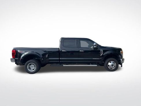 Used 2022 Ford F350 Lariat w/ Lariat Ultimate Package AWD/4WD image 4