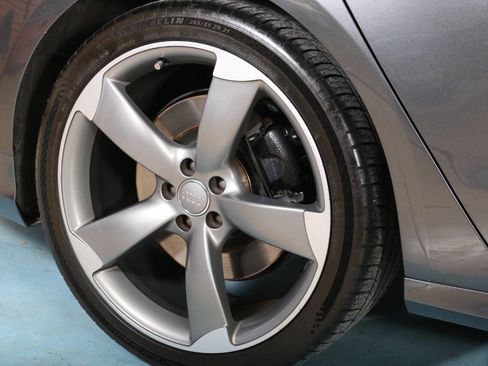 Used 2014 Audi S8 AWD/4WD image 26