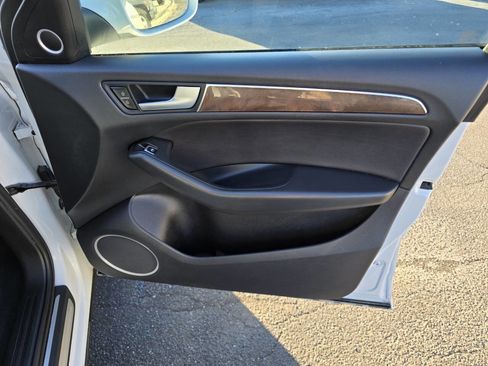 Used 2015 Audi Q5 3.0T Premium Plus w/ Technology Package image 30