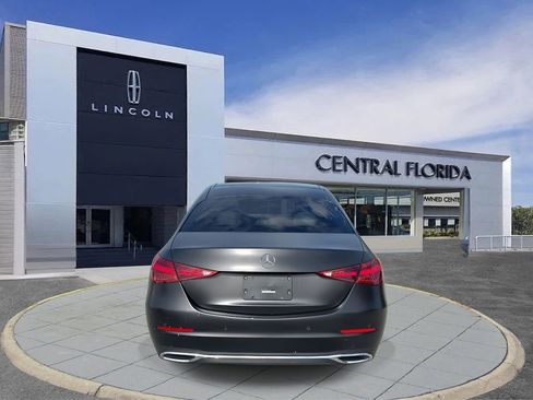 Used 2024 Mercedes-Benz C 300 Sedan image 4