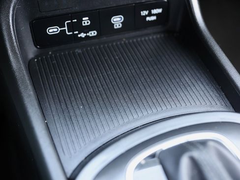 Certified 2025 Hyundai Kona SEL image 29