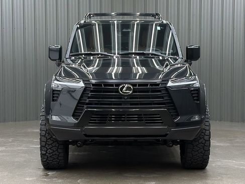 Used 2026 Lexus GX 550 w/ Accessory Package (2T) image 8