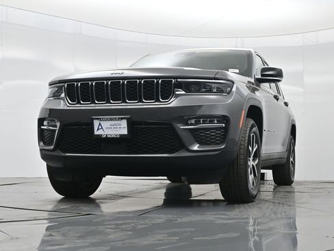 New 2025 Jeep Grand Cherokee Limited image 46