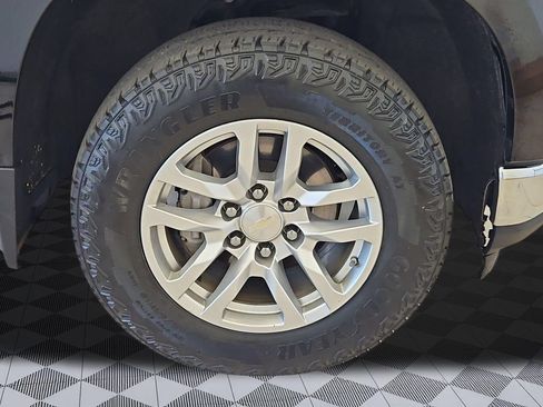Used 2019 Chevrolet Silverado 1500 LT w/ All-Star Edition AWD/4WD image 30
