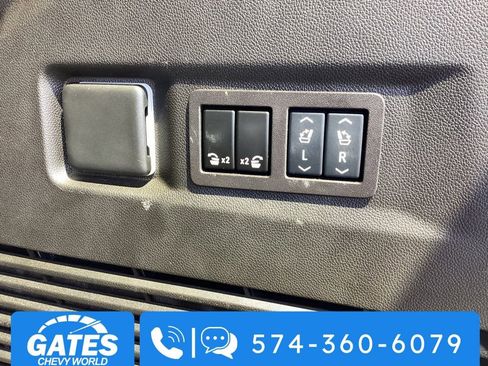 Used 2024 Chevrolet Tahoe Premier w/ Premium Package AWD/4WD image 11