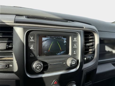 Used 2018 RAM 1500 Express w/ Express Value Package image 24