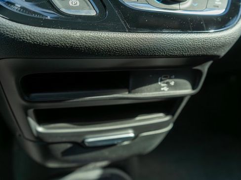 New 2026 Chrysler Pacifica Select image 24