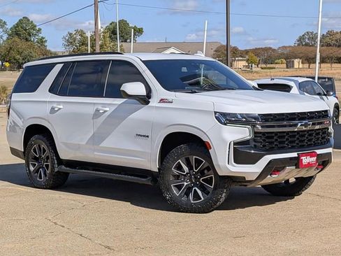 Used 2021 Chevrolet Tahoe Z71 image 2