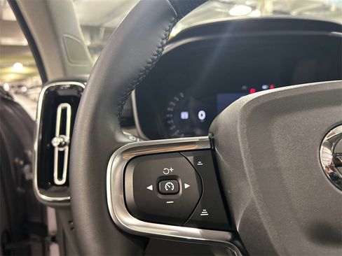 Used 2026 Volvo XC40 B5 Core w/ Climate Package image 13