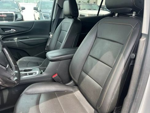 Used 2020 Chevrolet Equinox Premier FWD image 22