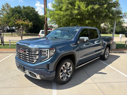 Used 2024 GMC Sierra 1500 Denali AWD/4WD image 1