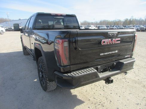 New 2026 GMC Sierra 2500 AT4 w/ AT4 Premium Plus Package image 8