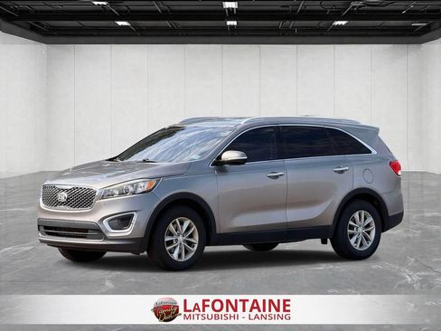 Used 2018 Kia Sorento FWD image 1