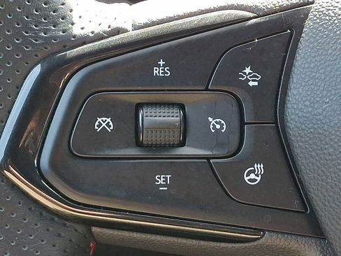 Used 2023 Chevrolet TrailBlazer RS w/ Convenience Package FWD image 21