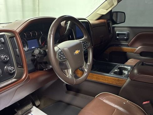 Used 2015 Chevrolet Silverado 1500 High Country w/ High Country Premium Package image 10