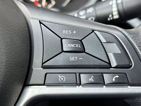 Used 2025 Nissan Altima 2.5 SV FWD image 38
