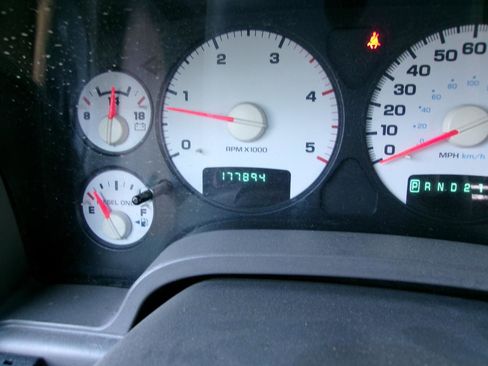 Used 2004 Dodge Ram 2500 Truck SLT w/ Trailer Tow Group image 16