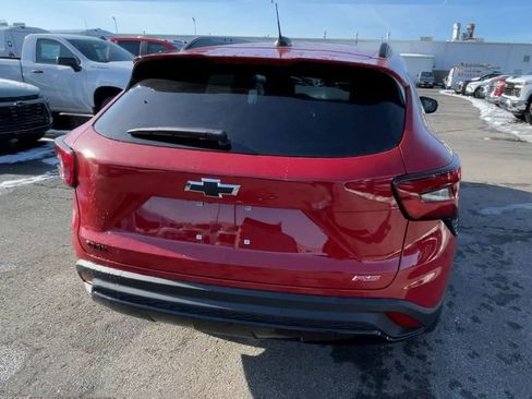 New 2026 Chevrolet Trax RS w/ Sunroof Package image 9