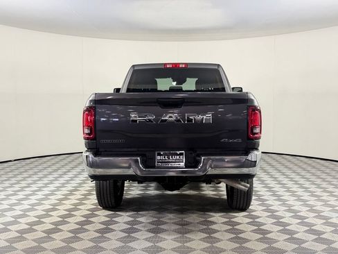 Used 2026 RAM 2500 Big Horn AWD/4WD image 9