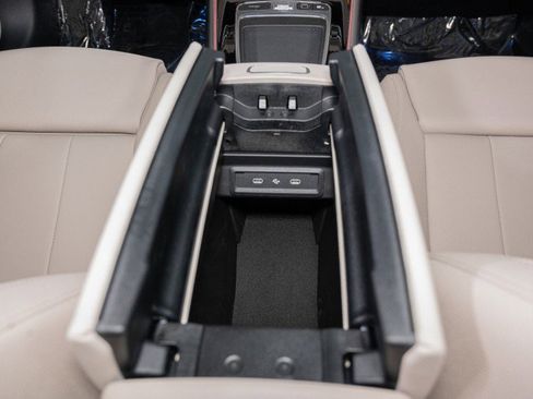 Certified 2025 Mercedes-Benz GLA 250 image 23