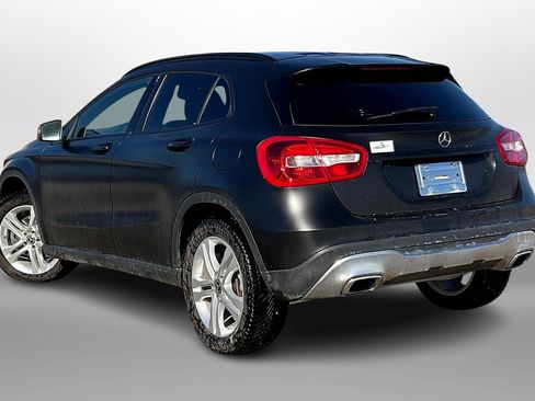 Used 2019 Mercedes-Benz GLA 250 4MATIC image 9