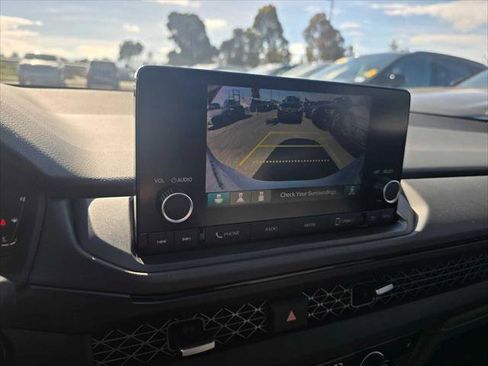 Used 2024 Honda Accord EX image 27