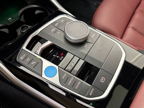 Used 2023 BMW i4 eDrive35 w/ Premium Package RWD image 17