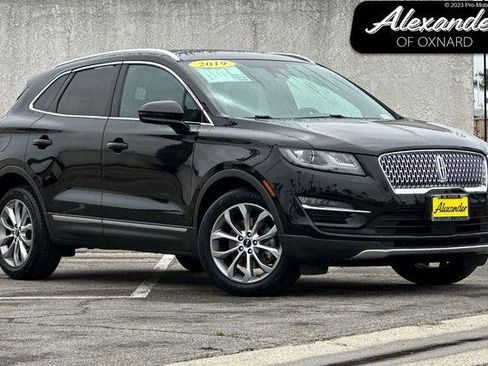 Used 2019 Lincoln MKC Select FWD image 1