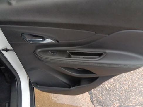 Used 2022 Buick Encore Preferred w/ Safety Package II image 32