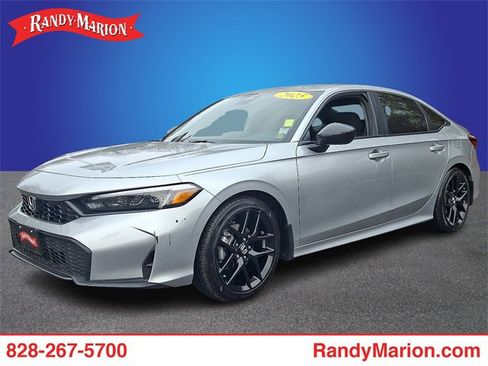 Used 2025 Honda Civic Sport image 1